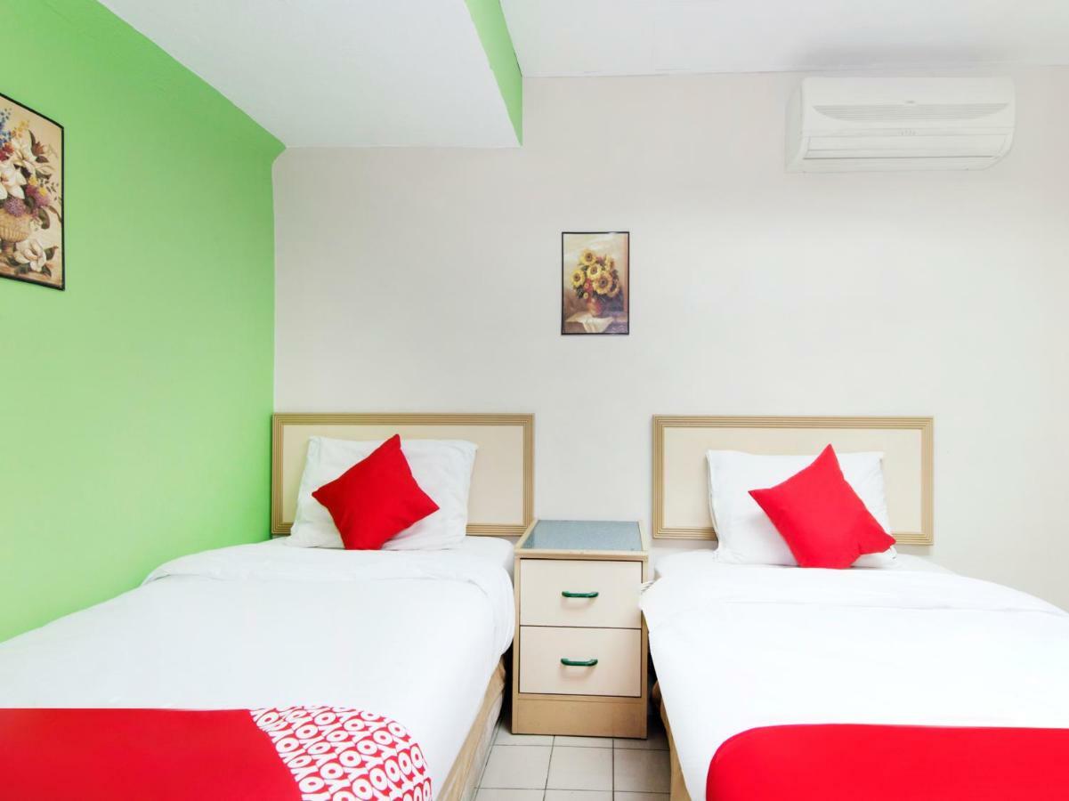Oyo 538 A&N Hotel Bukit Damansara Exterior photo